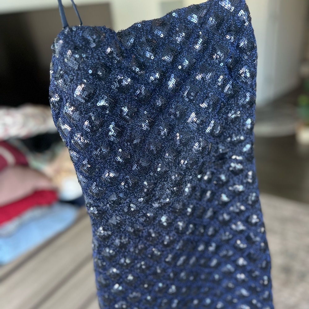 Lulu's NWT Sequins Mini Dress - Picture 5 of 6